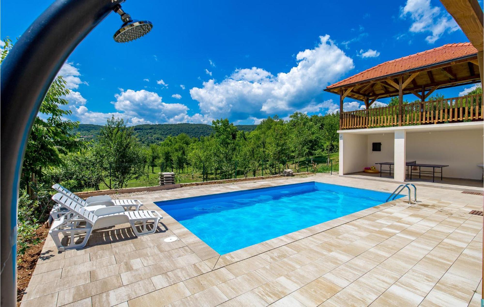 1 Bedroom Beautiful Apartment In ราโควิซา ภายนอก รูปภาพ
