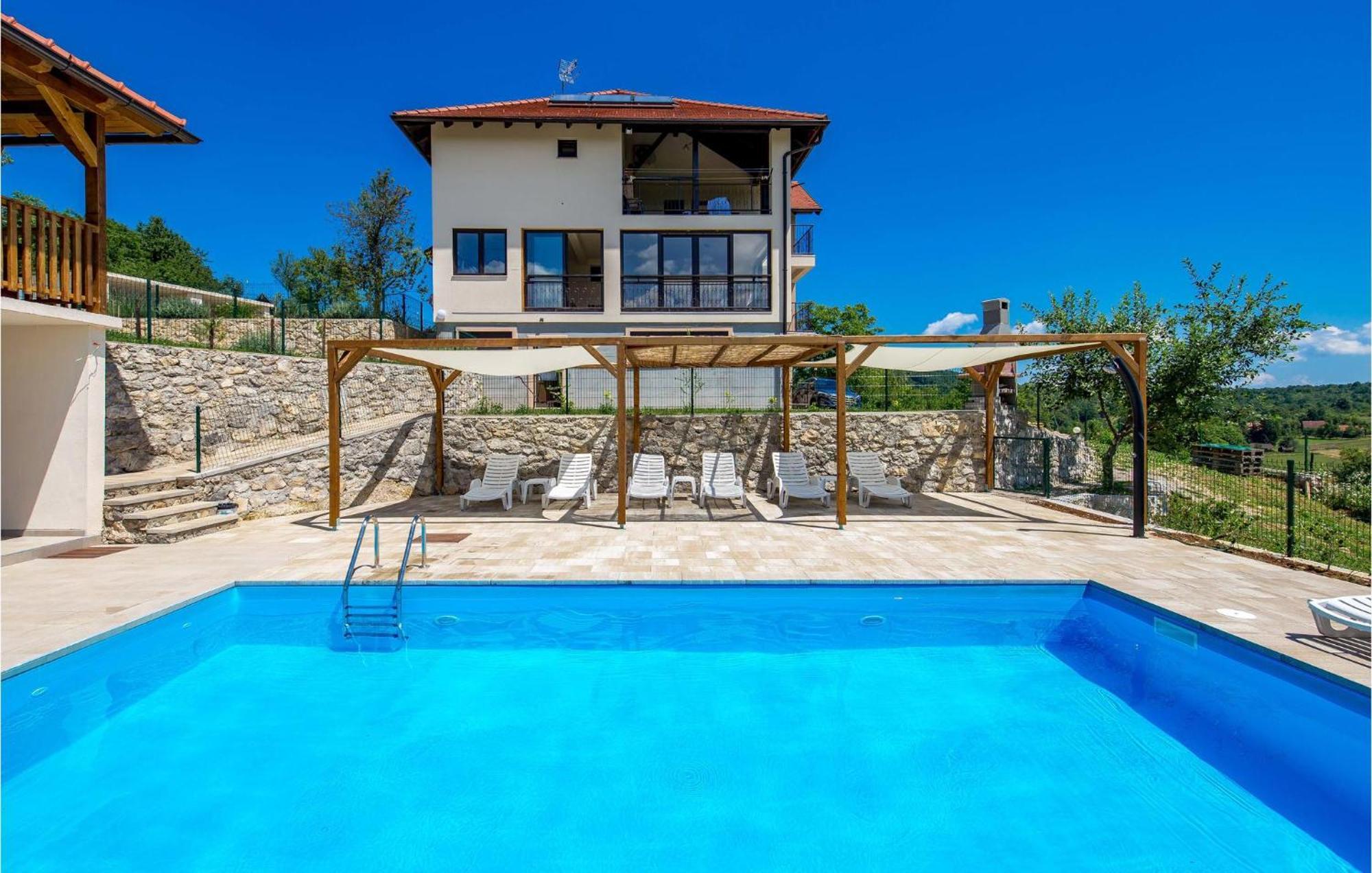 1 Bedroom Beautiful Apartment In ราโควิซา ภายนอก รูปภาพ